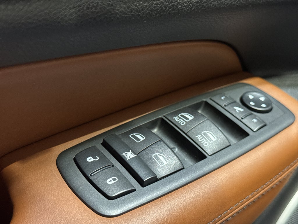 2020 Jeep Grand Cherokee Summit