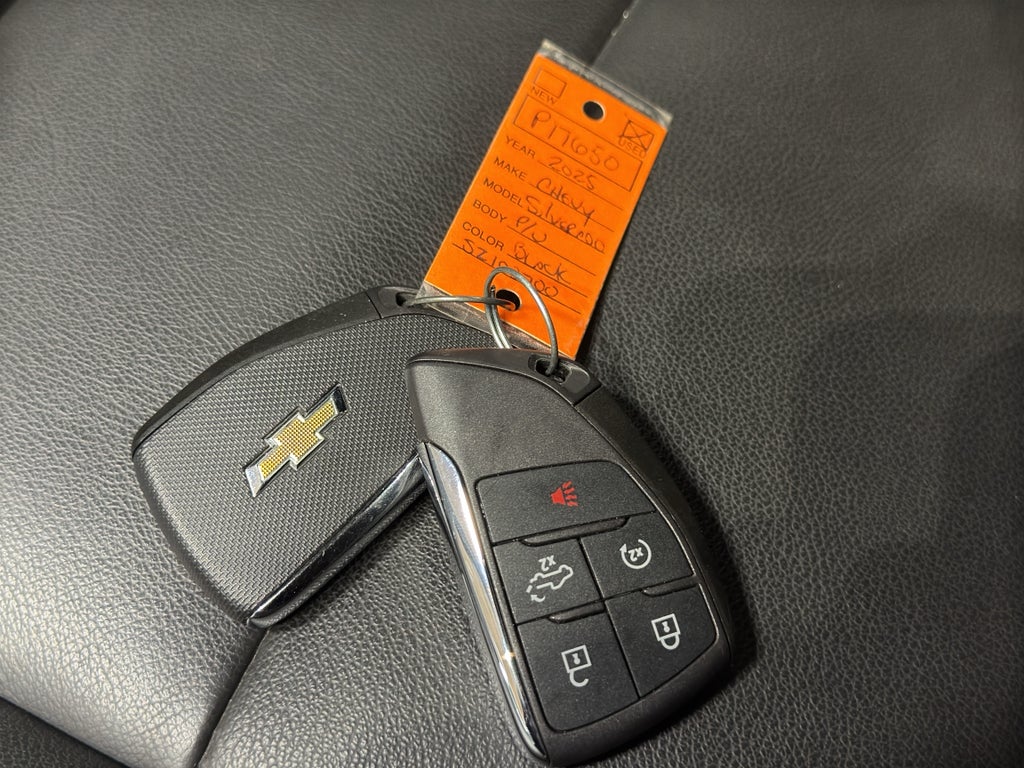 2025 Chevrolet Silverado 1500 RST