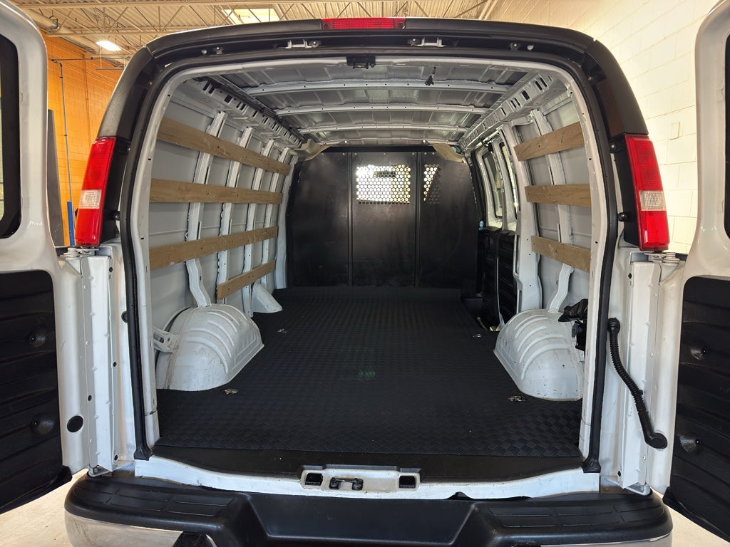 2024 Chevrolet Express Cargo 2500 WT