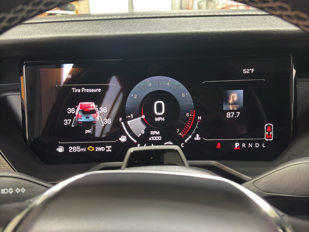 2025 GMC Acadia Denali