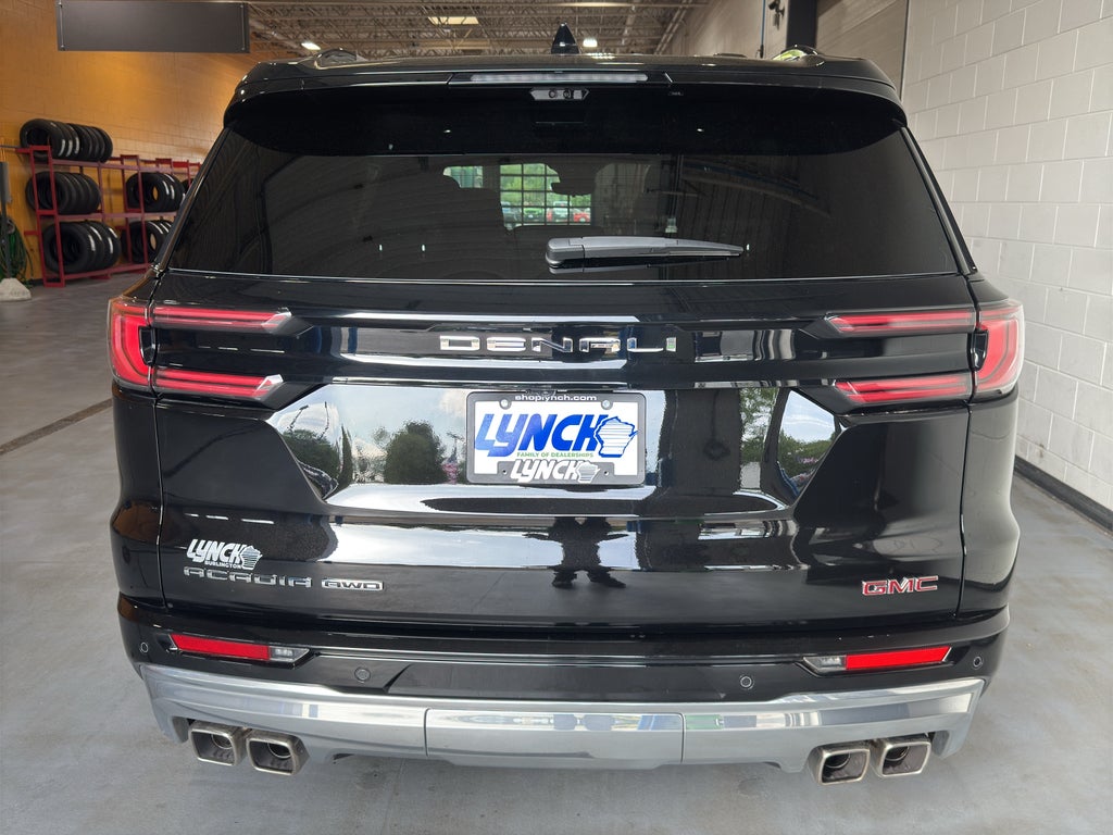 2025 GMC Acadia Denali
