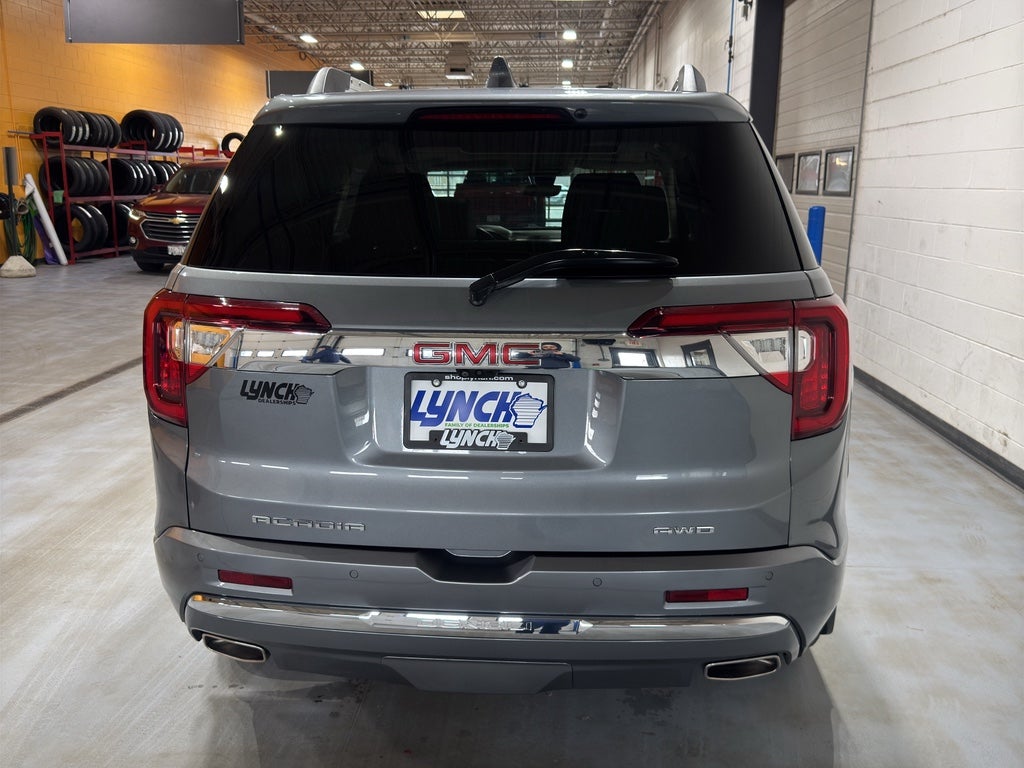 2022 GMC Acadia Denali