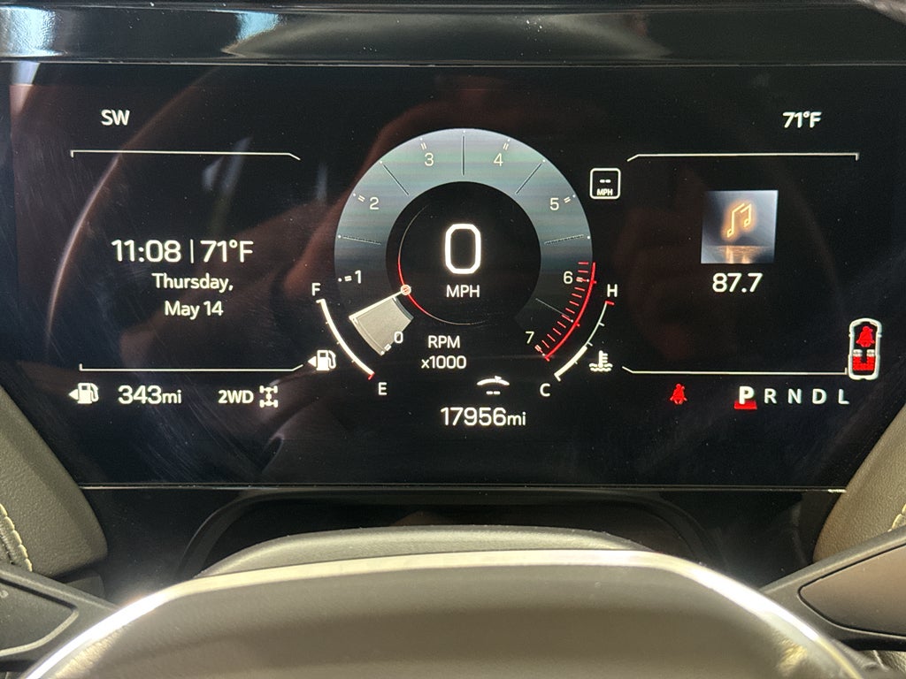 2025 GMC Yukon Elevation