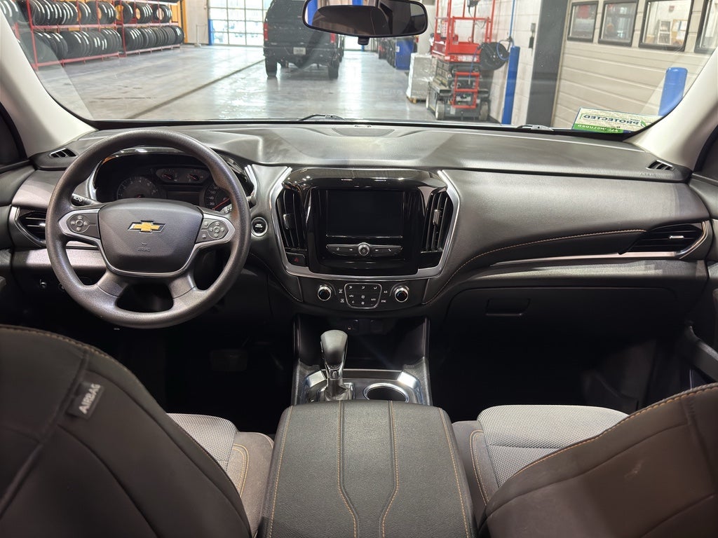 2021 Chevrolet Traverse LS