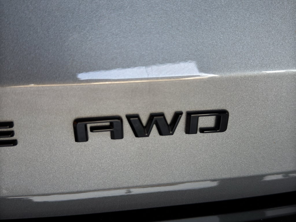 2025 Chevrolet Traverse RS