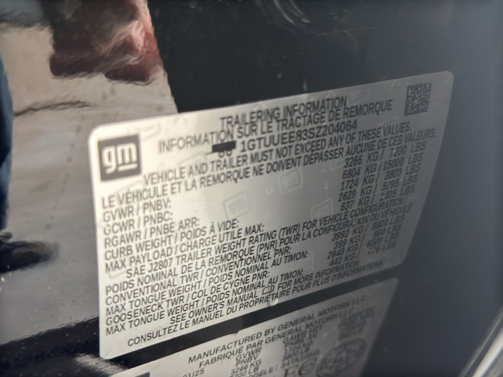 2025 GMC Sierra 1500 AT4