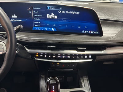 2025 Cadillac XT4 Premium Luxury