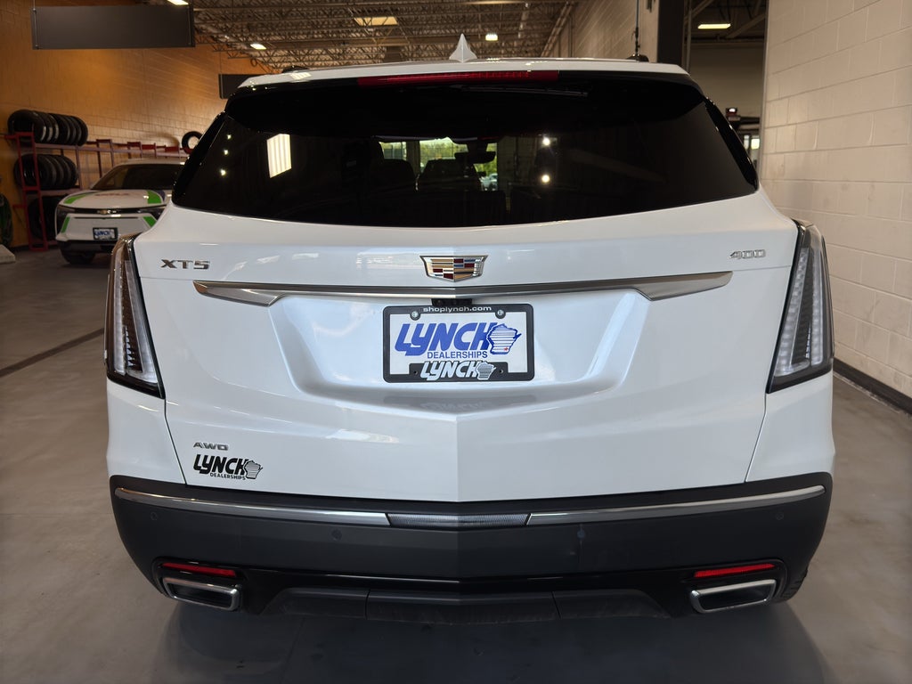 2023 Cadillac XT5 Sport