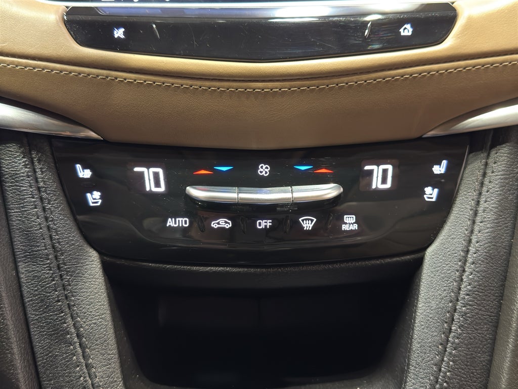 2022 Cadillac XT5 Sport