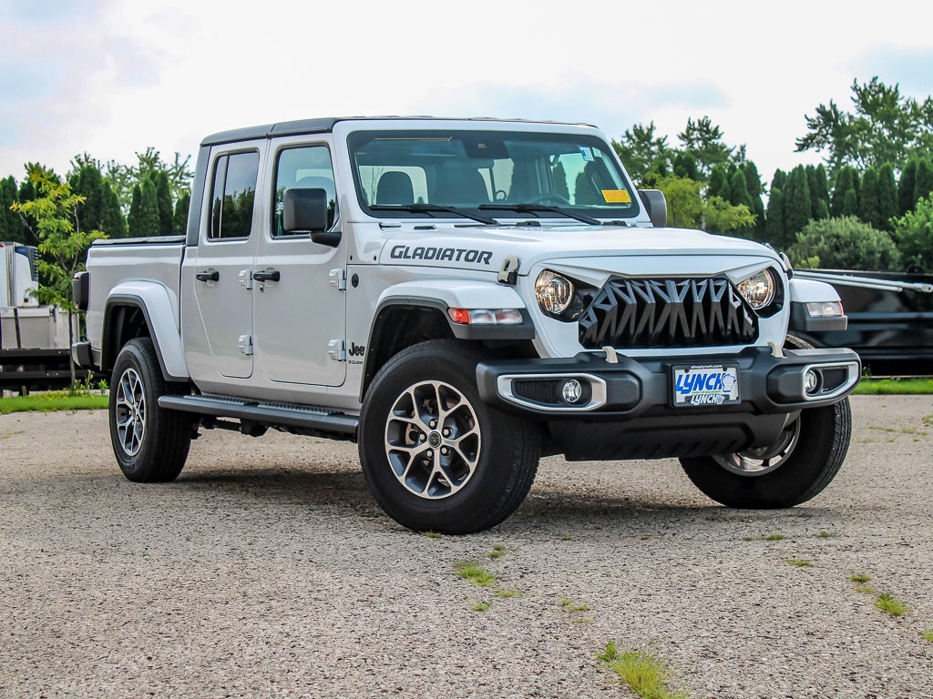 2024 Jeep Gladiator Sport S