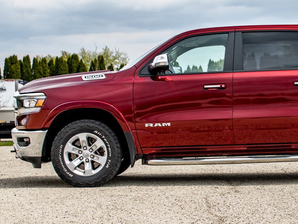2019 RAM 1500 Laramie Crew Cab 4x4 5'7" Box
