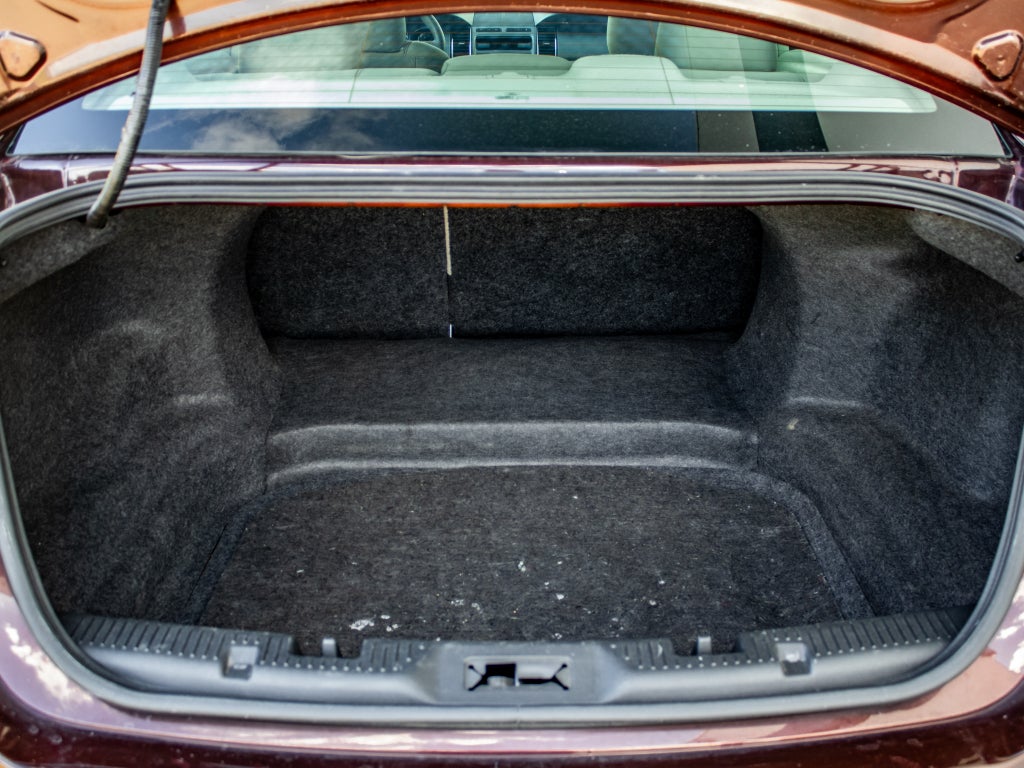 2010 Ford Taurus SE
