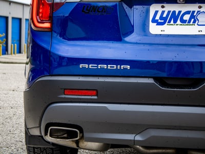 2023 GMC Acadia AT4