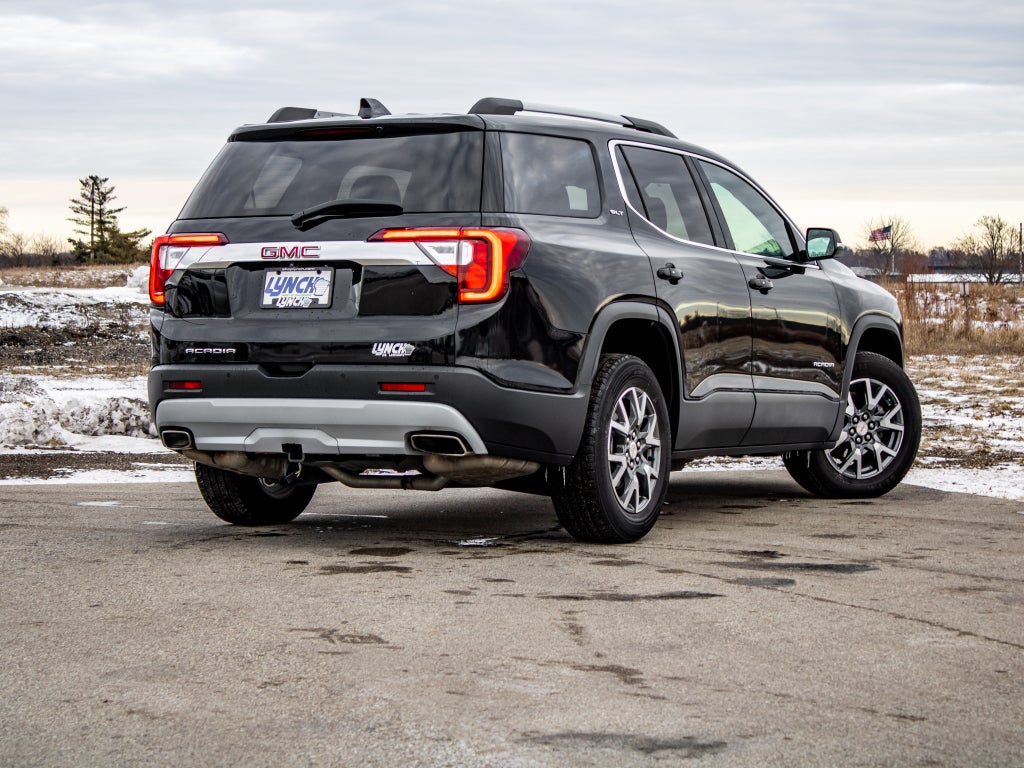 2023 GMC Acadia SLT