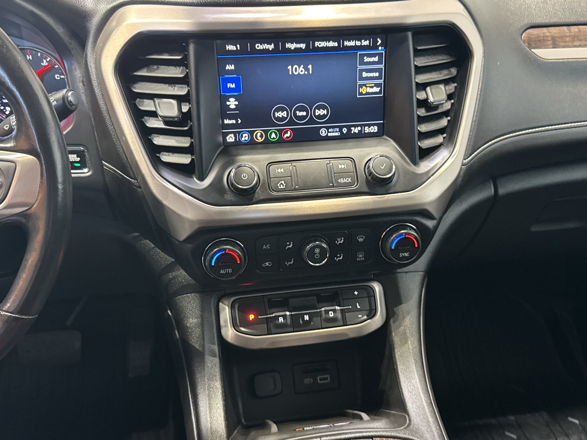 2021 GMC Acadia Denali