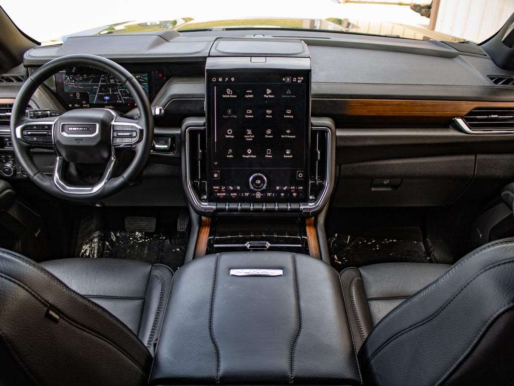 2025 GMC Yukon Denali
