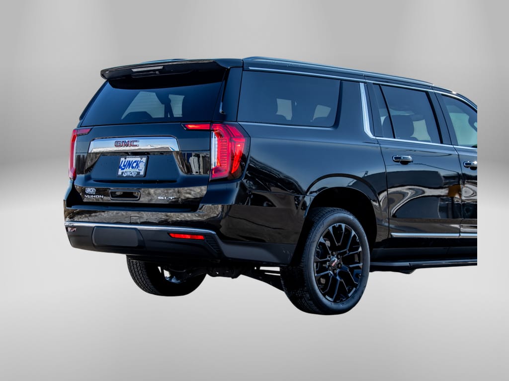 2022 GMC Yukon XL SLT