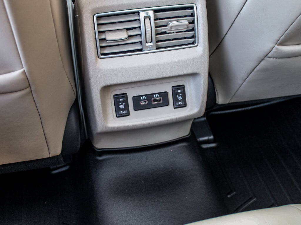 2023 Nissan Maxima Platinum