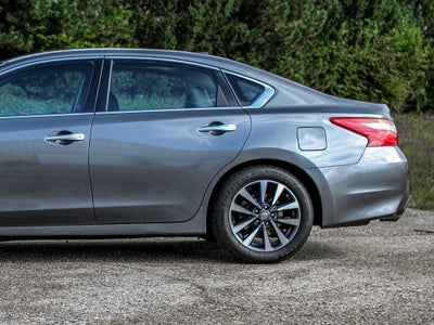 2017 Nissan Altima 2.5 SV