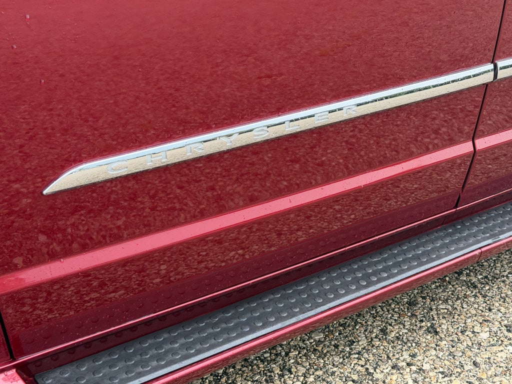 2012 Chrysler Town & Country Touring-L