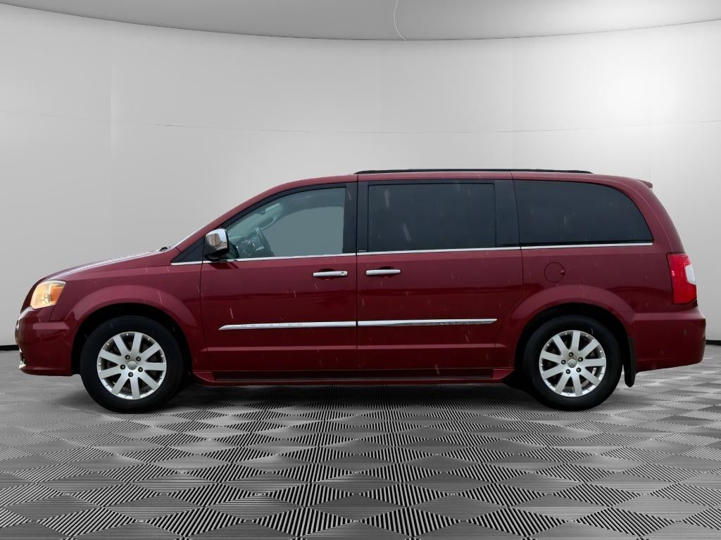 2012 Chrysler Town & Country Touring-L