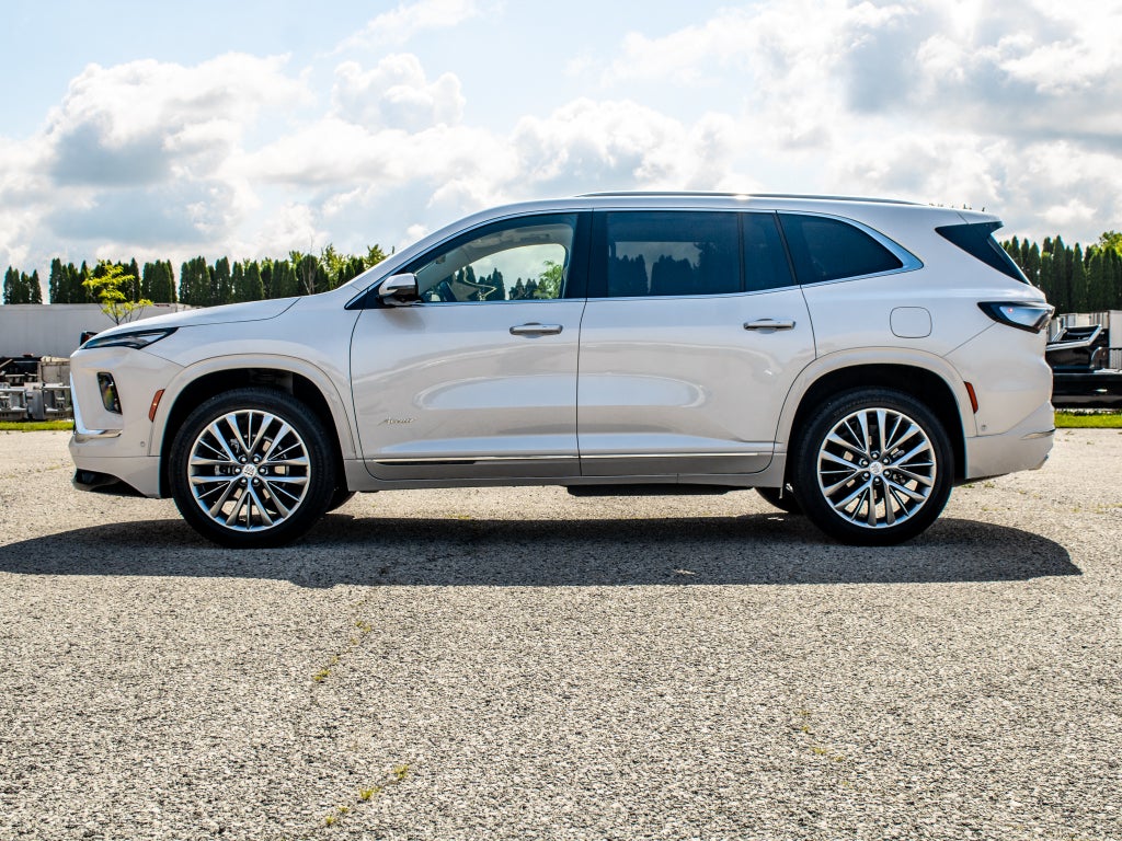 2025 Buick Enclave Avenir