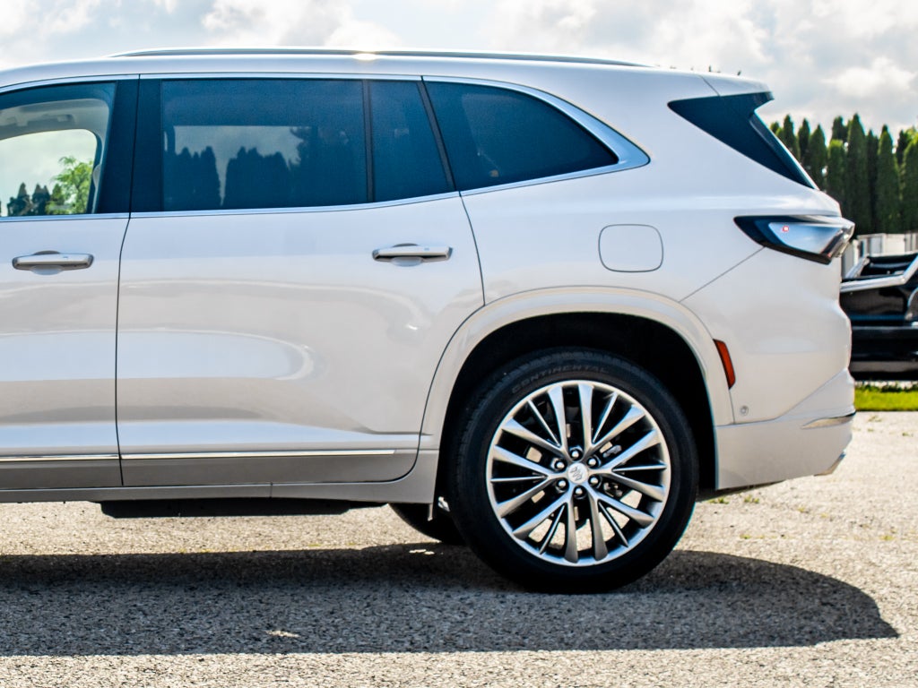 2025 Buick Enclave Avenir