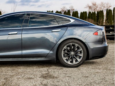2020 Tesla Model S Long Range