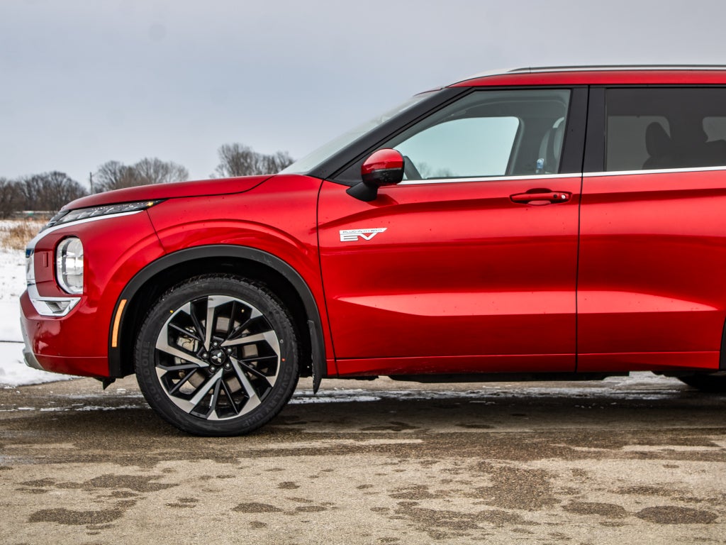 2024 Mitsubishi Outlander Plug-In Hybrid SEL