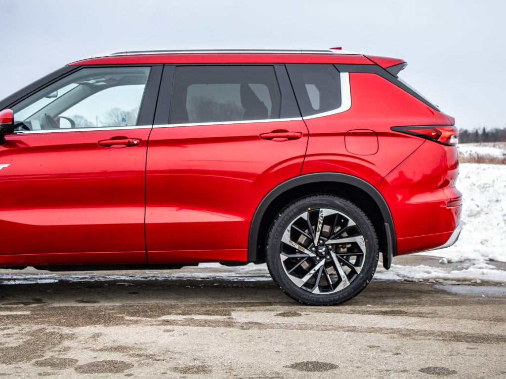 2024 Mitsubishi Outlander Plug-In Hybrid SEL