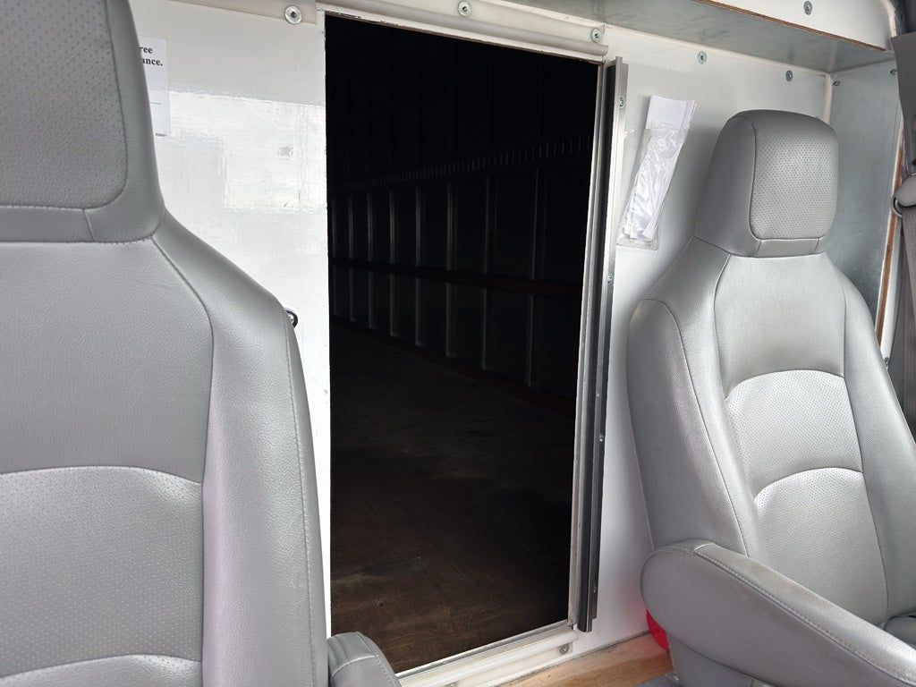 2024 Ford E-Series Cutaway BASE