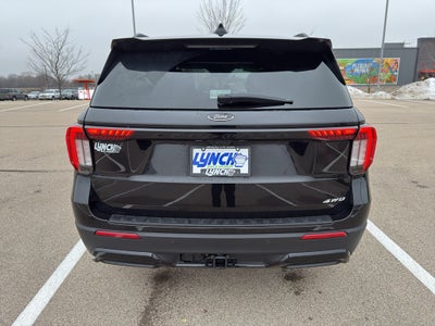 2025 Ford Explorer ST-Line