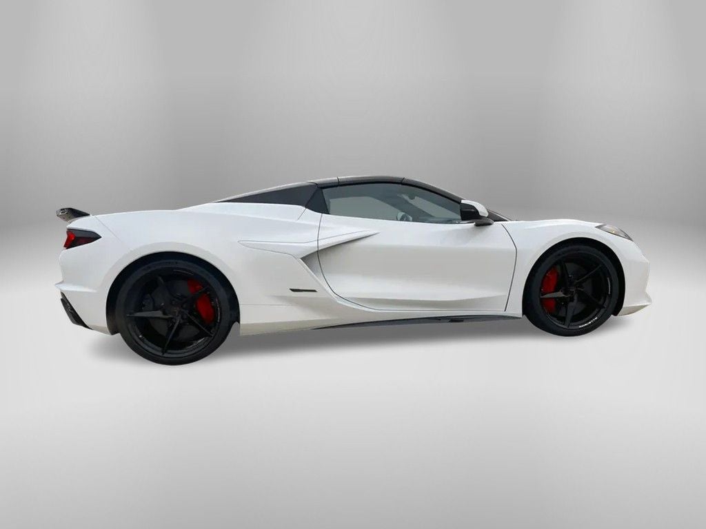 2025 Chevrolet Corvette E-Ray 2LZ
