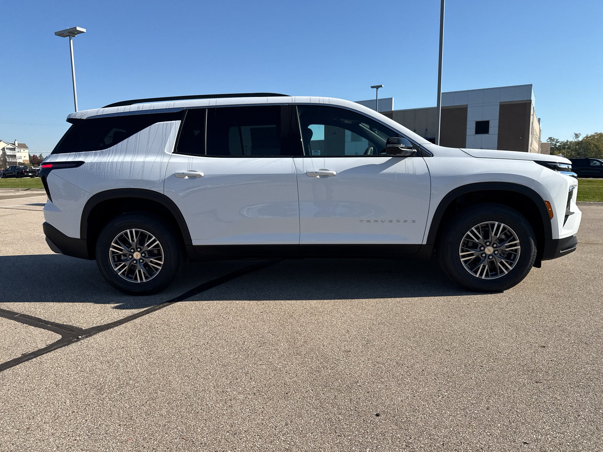 2027 Chevrolet Traverse LT