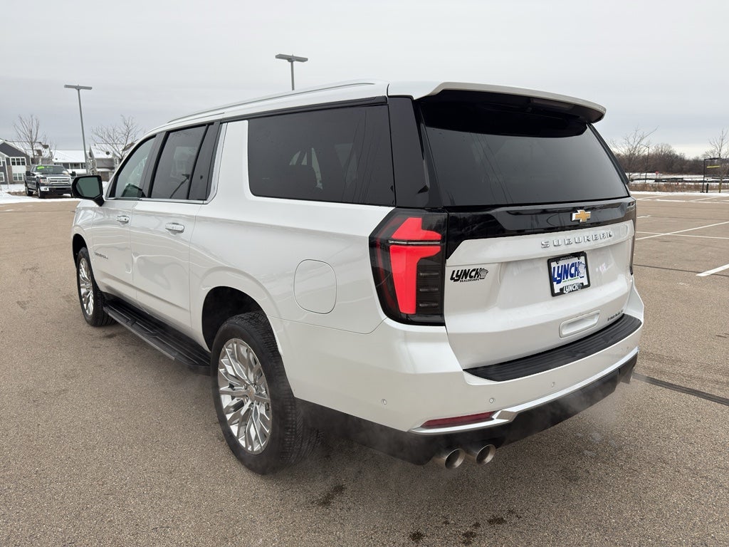 2025 Chevrolet Suburban Premier