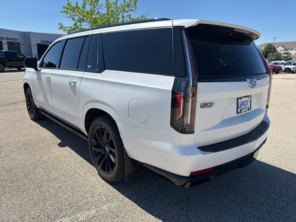 2022 Cadillac Escalade ESV Sport