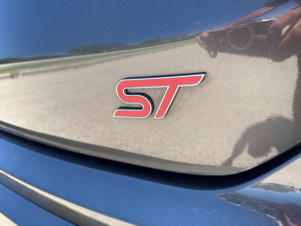 2020 Ford Edge ST