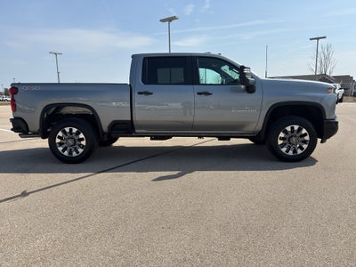 2024 Chevrolet Silverado 2500 HD Custom