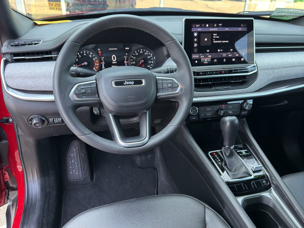 2023 Jeep Compass Latitude Lux