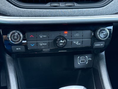 2023 Jeep Compass Latitude Lux