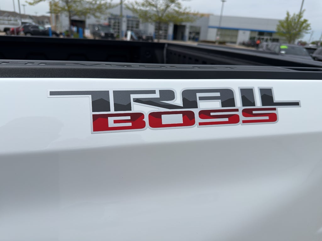 2025 Chevrolet Silverado 1500 LT Trail Boss