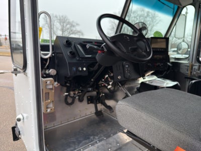 2022 Freightliner Y UNKNOWN