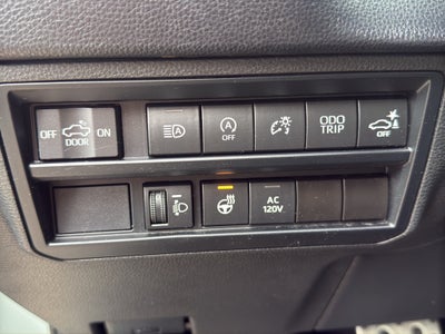 2023 Toyota Tundra 4WD SR5