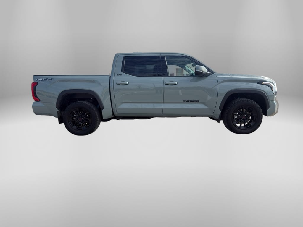 2023 Toyota Tundra 4WD SR5