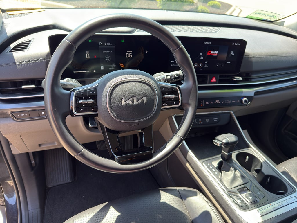 2025 Kia Carnival LXS