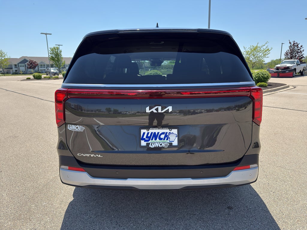 2025 Kia Carnival LXS