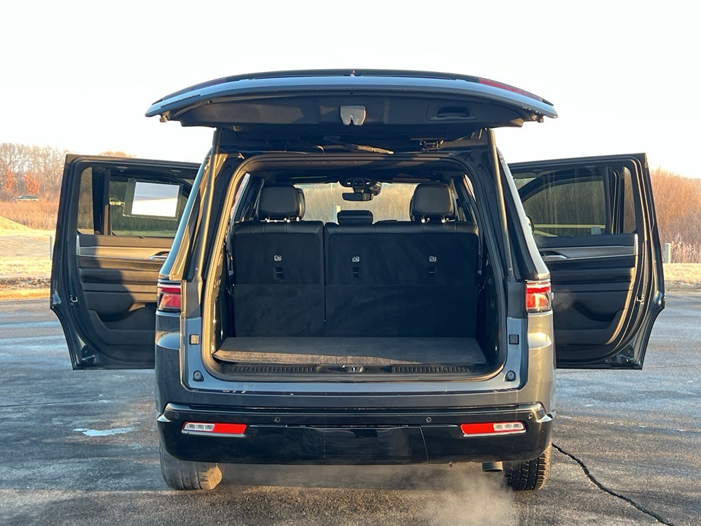 2023 Jeep Wagoneer Series II Carbide