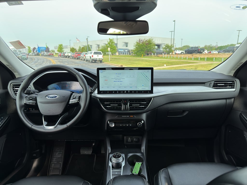 2025 Ford Escape Platinum