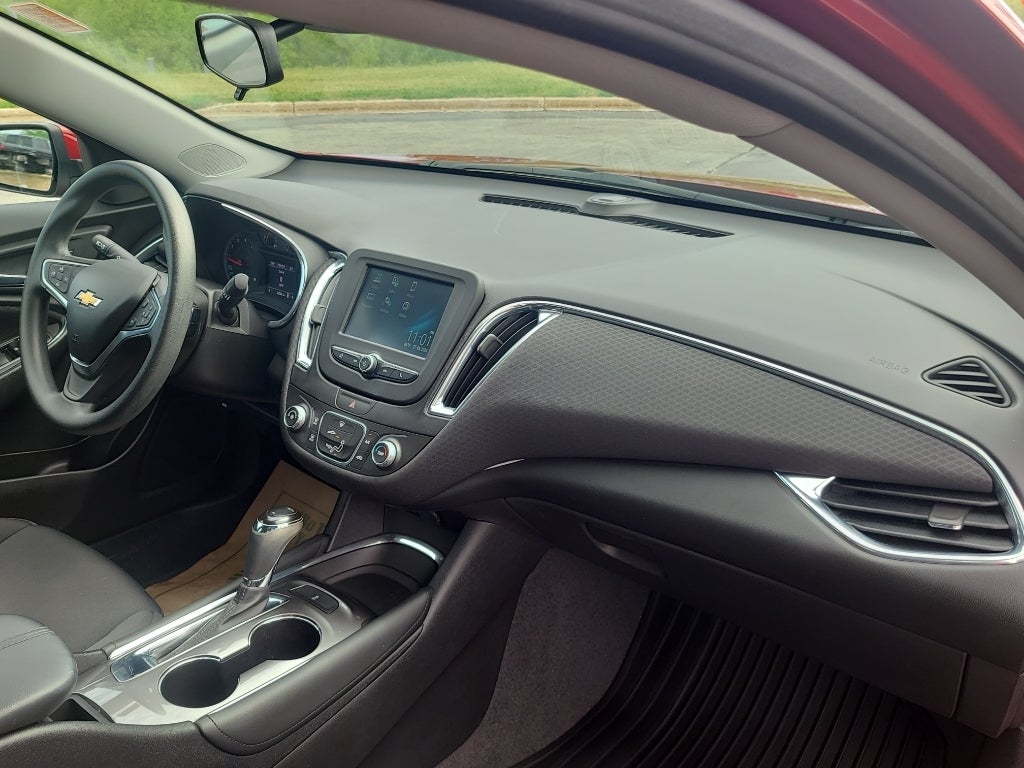 2017 Chevrolet Malibu LT