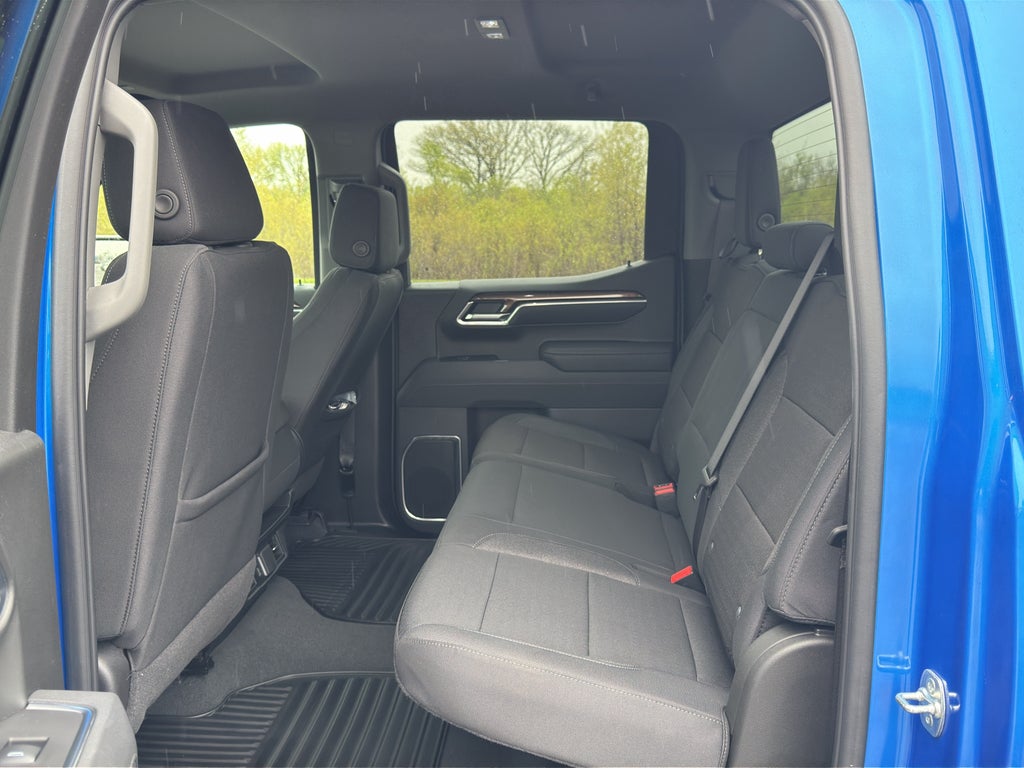 2025 Chevrolet Silverado 1500 LT (2FL)